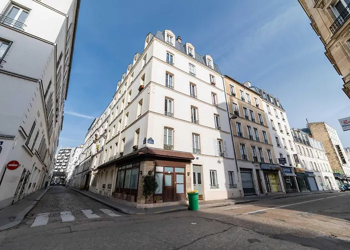 15 Proche Tour Eiffel Wifi 2p